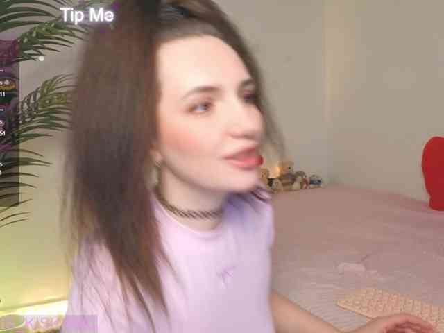 Kris_kiskis webcam