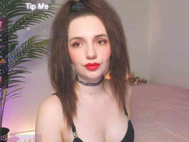 Kris_kiskis webcam