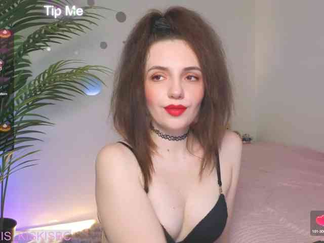 Kris_kiskis webcam