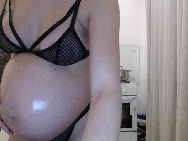 MilanaKristal bongacams