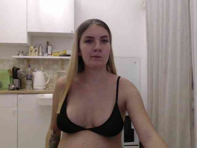 MilanaKristal MilanaKristal