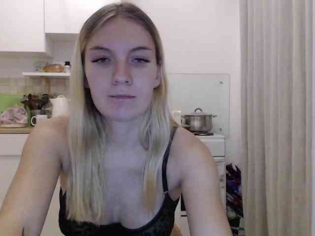 MilanaKristal bongacams