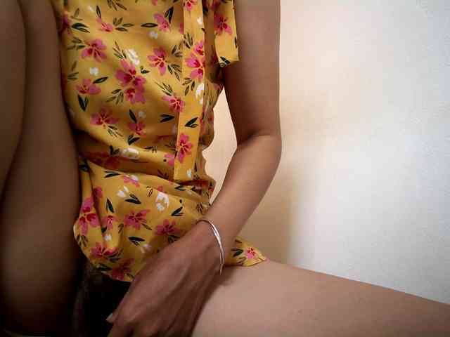 LoveYou-69 webcam