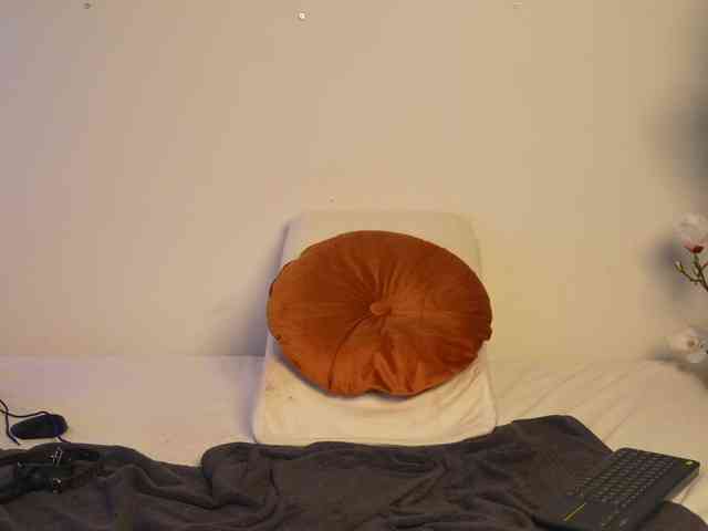 Lacie_Le_Beauty webcam