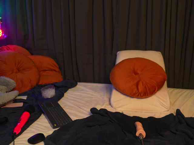 Lacie_Le_Beauty webcam