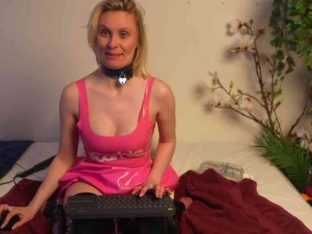 Lacie_Le_Beauty webcam