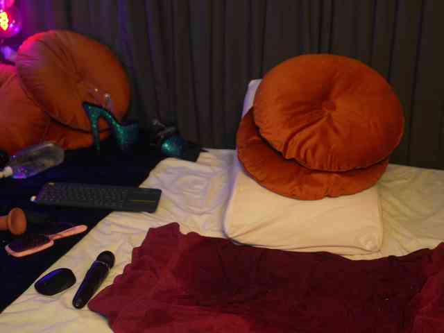 Lacie_Le_Beauty webcam