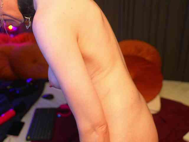 Lacie_Le_Beauty webcam