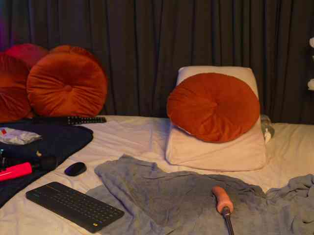 Lacie_Le_Beauty webcam