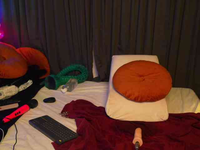 Lacie_Le_Beauty webcam