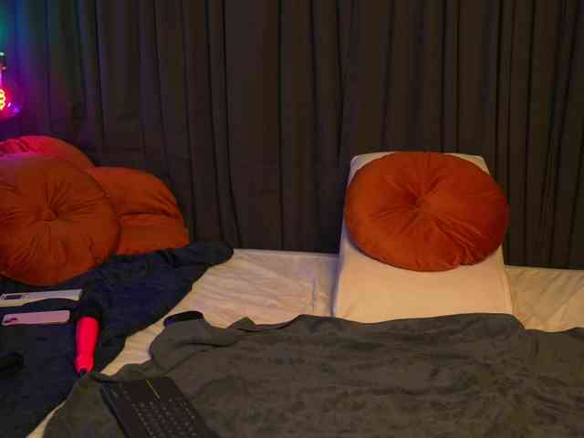 Lacie_Le_Beauty webcam