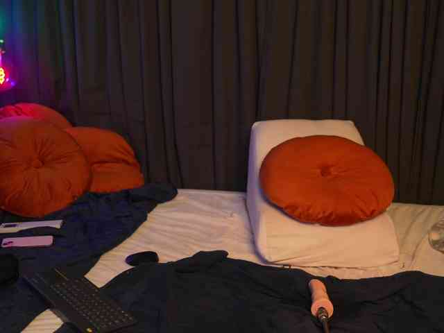 Lacie_Le_Beauty webcam