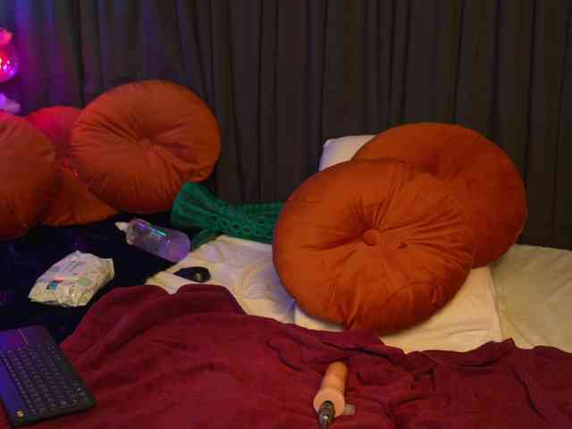 Lacie_Le_Beauty webcam