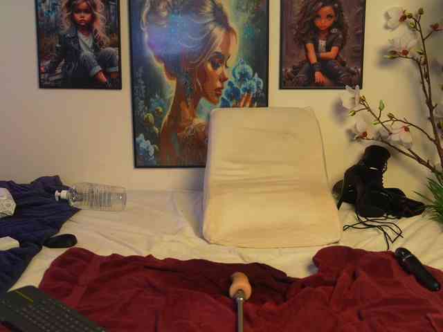 Lacie_Le_Beauty webcam