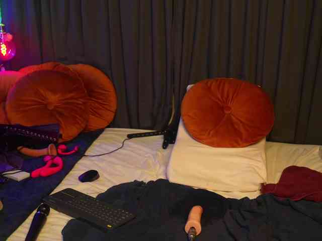 Lacie_Le_Beauty webcam