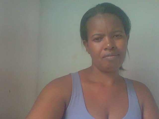 Edwiga's BongaCams show and profile