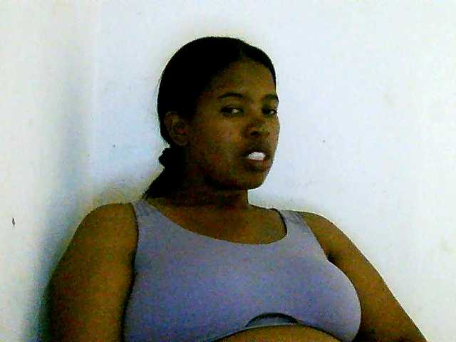 Edwiga's BongaCams show and profile