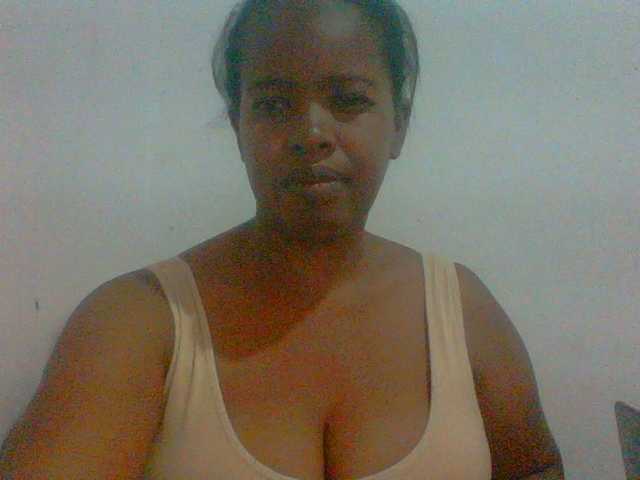 Edwiga's BongaCams show and profile