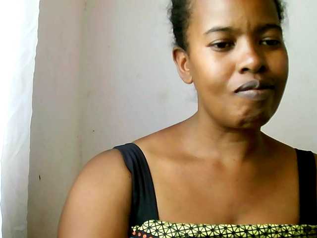 Edwiga's BongaCams show and profile