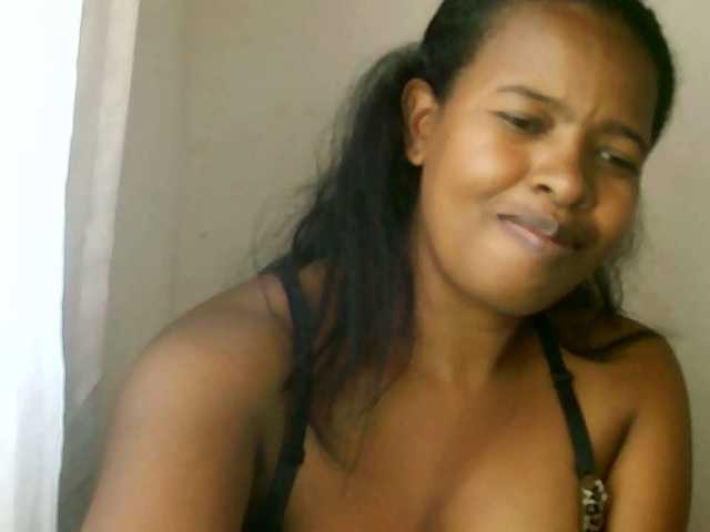 Edwiga's BongaCams show and profile