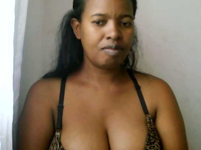 Edwiga's BongaCams show and profile