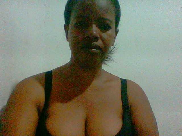 Edwiga's BongaCams show and profile