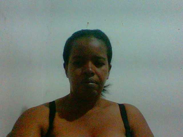 Edwiga's BongaCams show and profile