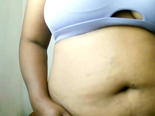 Edwiga's BongaCams show and profile