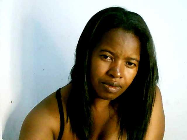 Edwiga's BongaCams show and profile