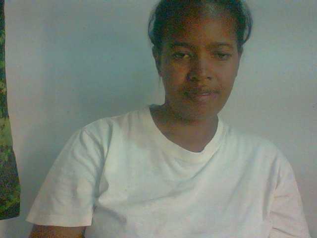 Edwiga's BongaCams show and profile