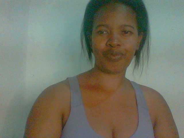 Edwiga's BongaCams show and profile