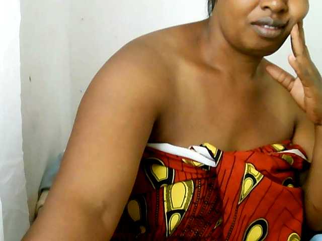 Edwiga's BongaCams show and profile