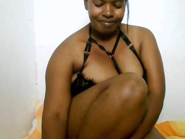 Edwiga's BongaCams show and profile