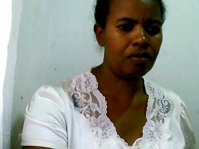 Edwiga's BongaCams show and profile