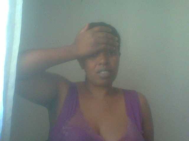 Edwiga's BongaCams show and profile