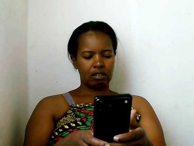 Edwiga's BongaCams show and profile