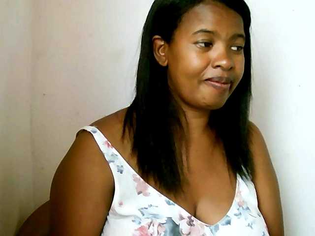 Edwiga's BongaCams show and profile