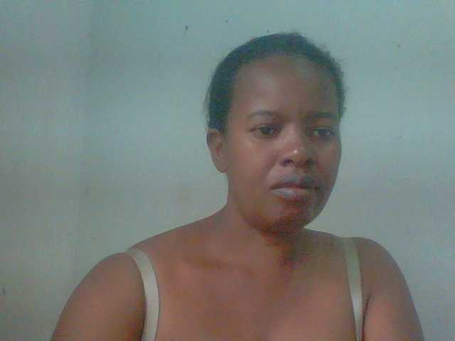 Edwiga's BongaCams show and profile