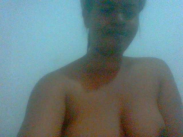 Edwiga's BongaCams show and profile