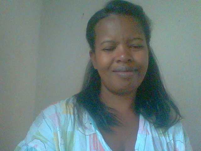 Edwiga's BongaCams show and profile