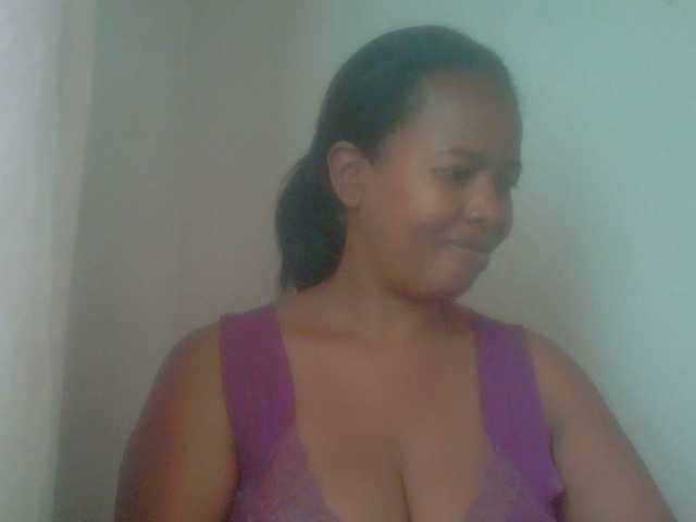 Edwiga's BongaCams show and profile