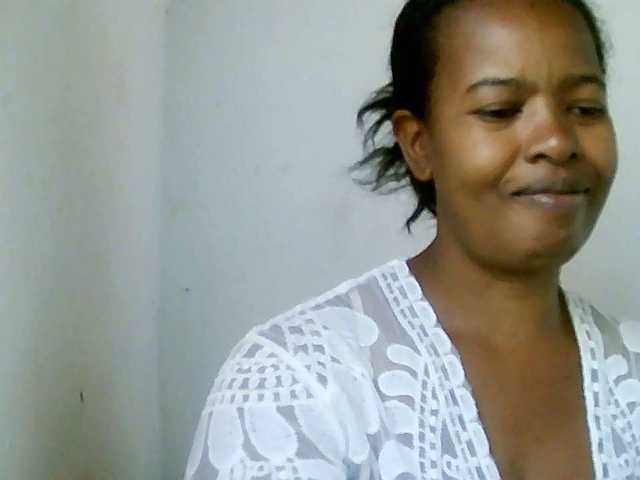 Edwiga's BongaCams show and profile