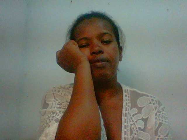 Edwiga's BongaCams show and profile