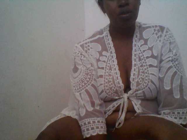 Edwiga's BongaCams show and profile