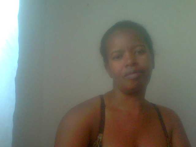 Edwiga's BongaCams show and profile