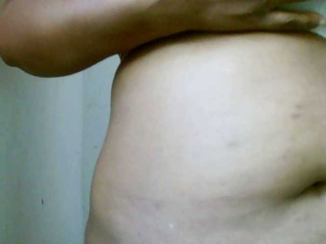 Edwiga's BongaCams show and profile