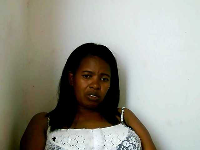 Edwiga's BongaCams show and profile