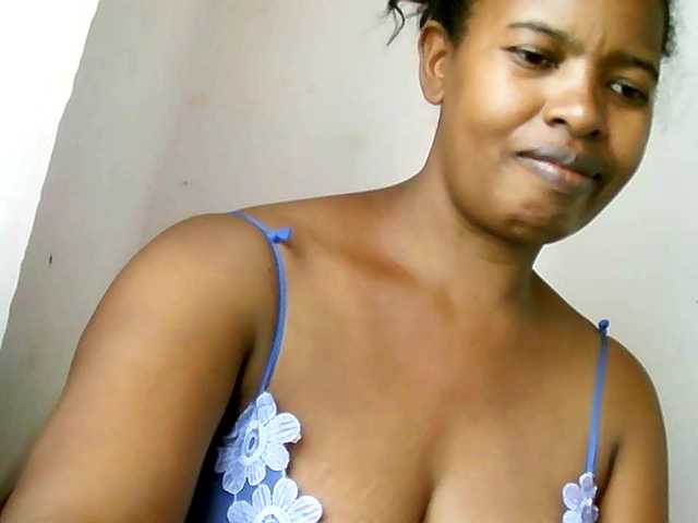 Edwiga's BongaCams show and profile