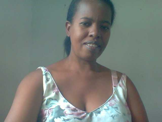 Edwiga's BongaCams show and profile