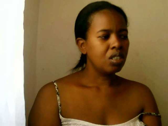 Edwiga's BongaCams show and profile